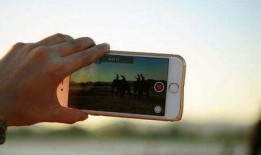 抖音爆料捉鱼视频,捉鱼达人秀绝技，渔网翻飞捕鱼乐