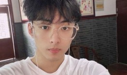 吃瓜打麻将网红视频,网红视频带你领略网络娱乐新风尚
