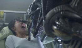 铁血大战异形3在线观看,星际生存的生死较量