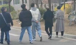 网红吃瓜热门事件是什么,揭秘近期热门事件背后的真相与争议