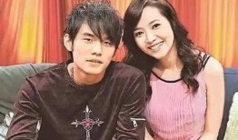 侯佩岑结婚爆料视频播放,甜蜜瞬间引网友热议