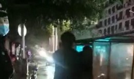 网红被爆料打人视频播放,网络暴力与道德沦丧的警示